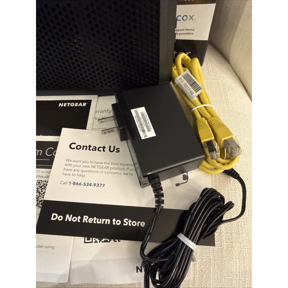 NETGEAR Nighthawk AC1900 4 Wireless WiFi 5 Router Modem C7000v2 - Picture 2 of 16